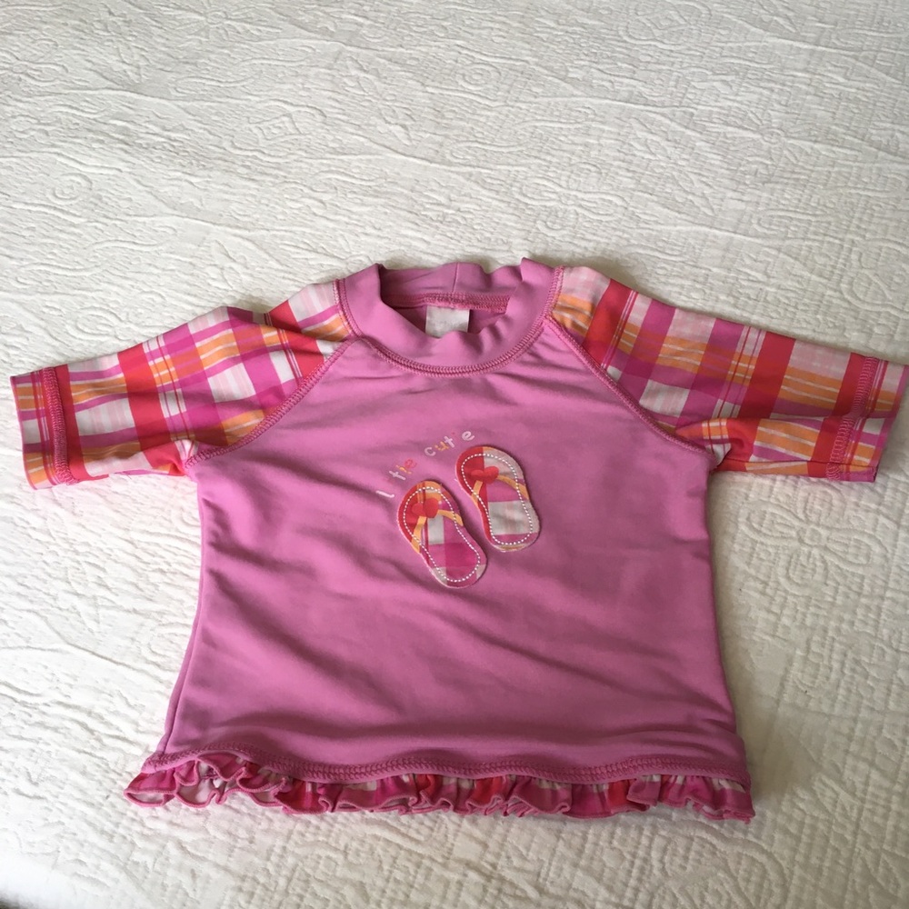 18m (6/$20) Carter’s Swim/Rashguard Top